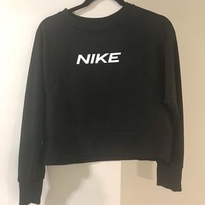 Nike Crop Sweatshirt